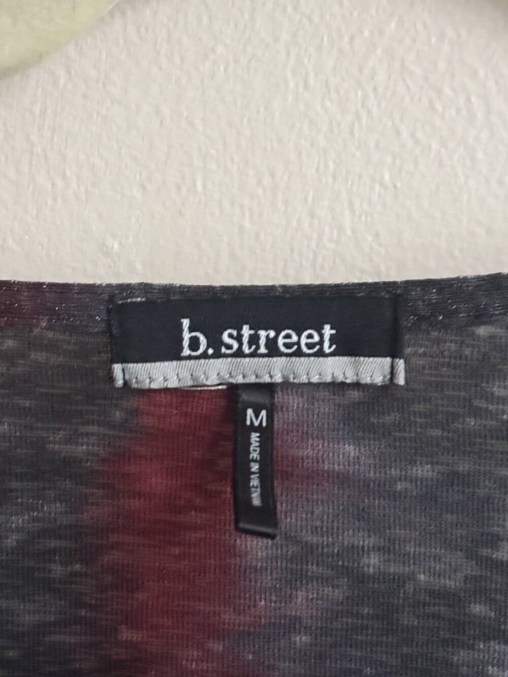 B. Street Burgundy Charcoal tie-dye cowl neck top Shirt 3/4 sleeves Mesh Sheer M - Picture 3 of 12